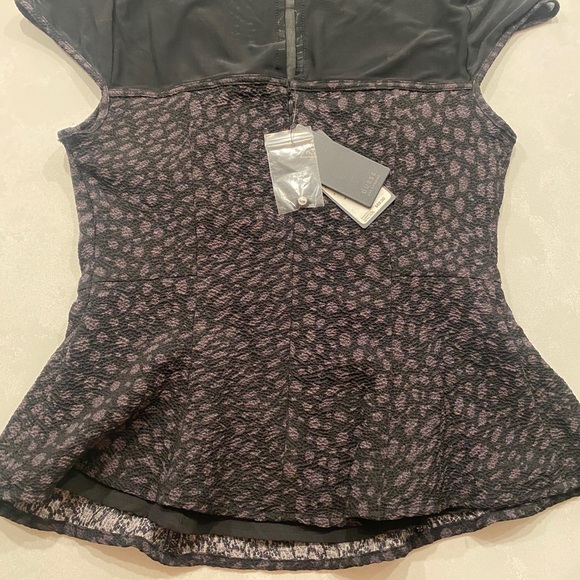 Brand new Guess shirt - Picture 2 of 3